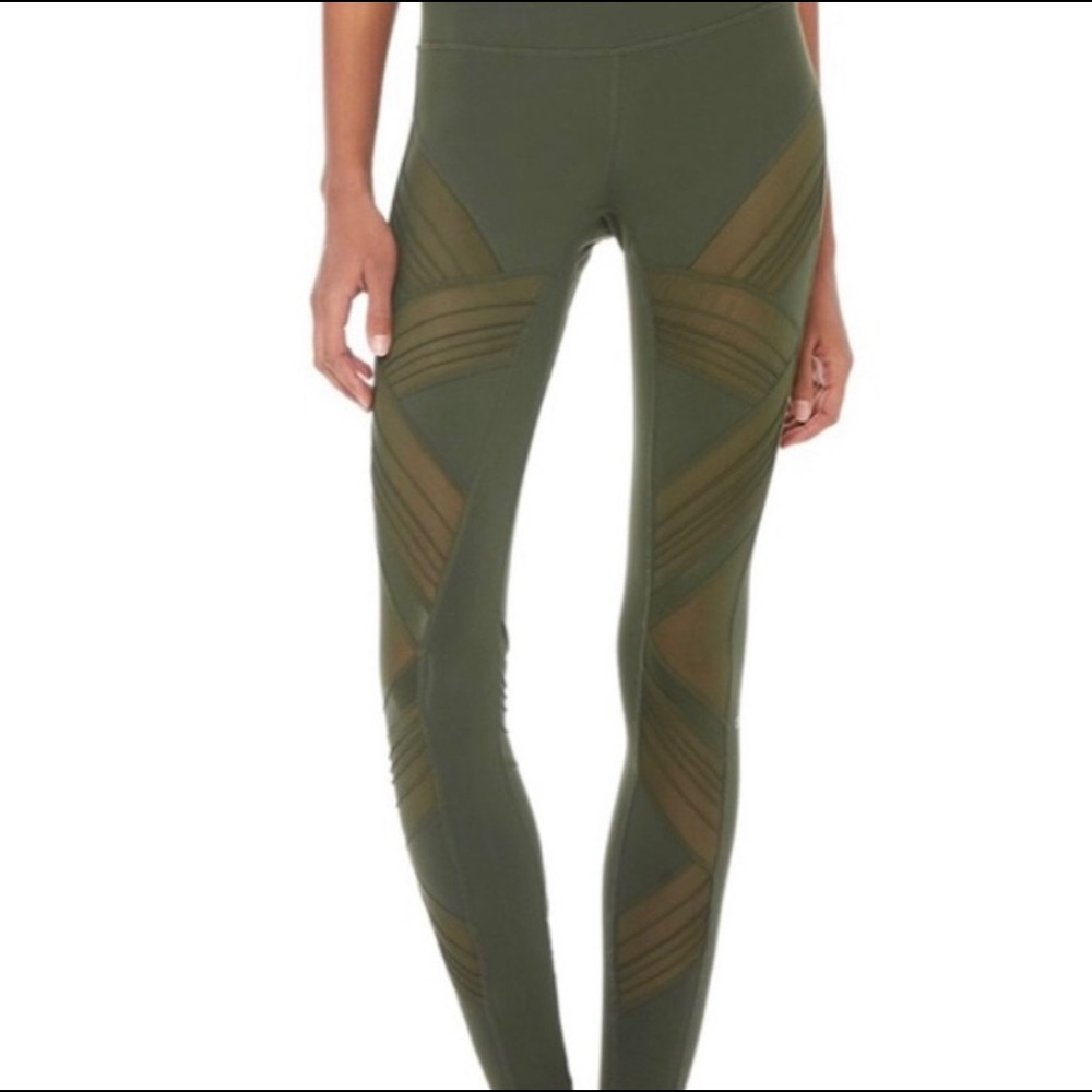 Alo Leggings